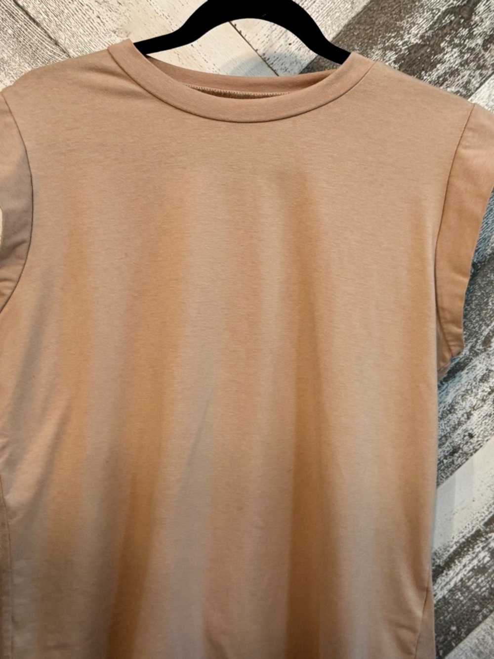 SHEIN Beige Short Sleeve Tee